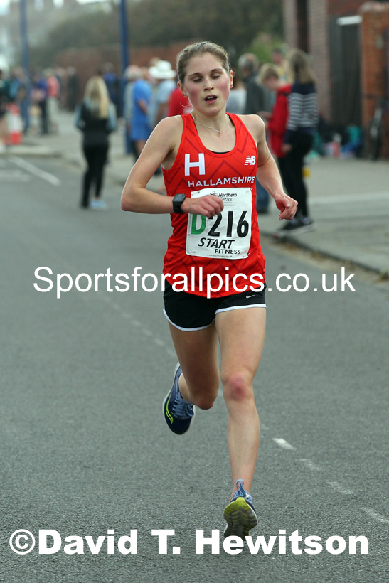 Senior womens 4 stage relay, 2021 Northern 6 and 4 Stage and Young Athletes Road Relays, Redcar. Photo: David T. Hewitson/Sports for All Pics